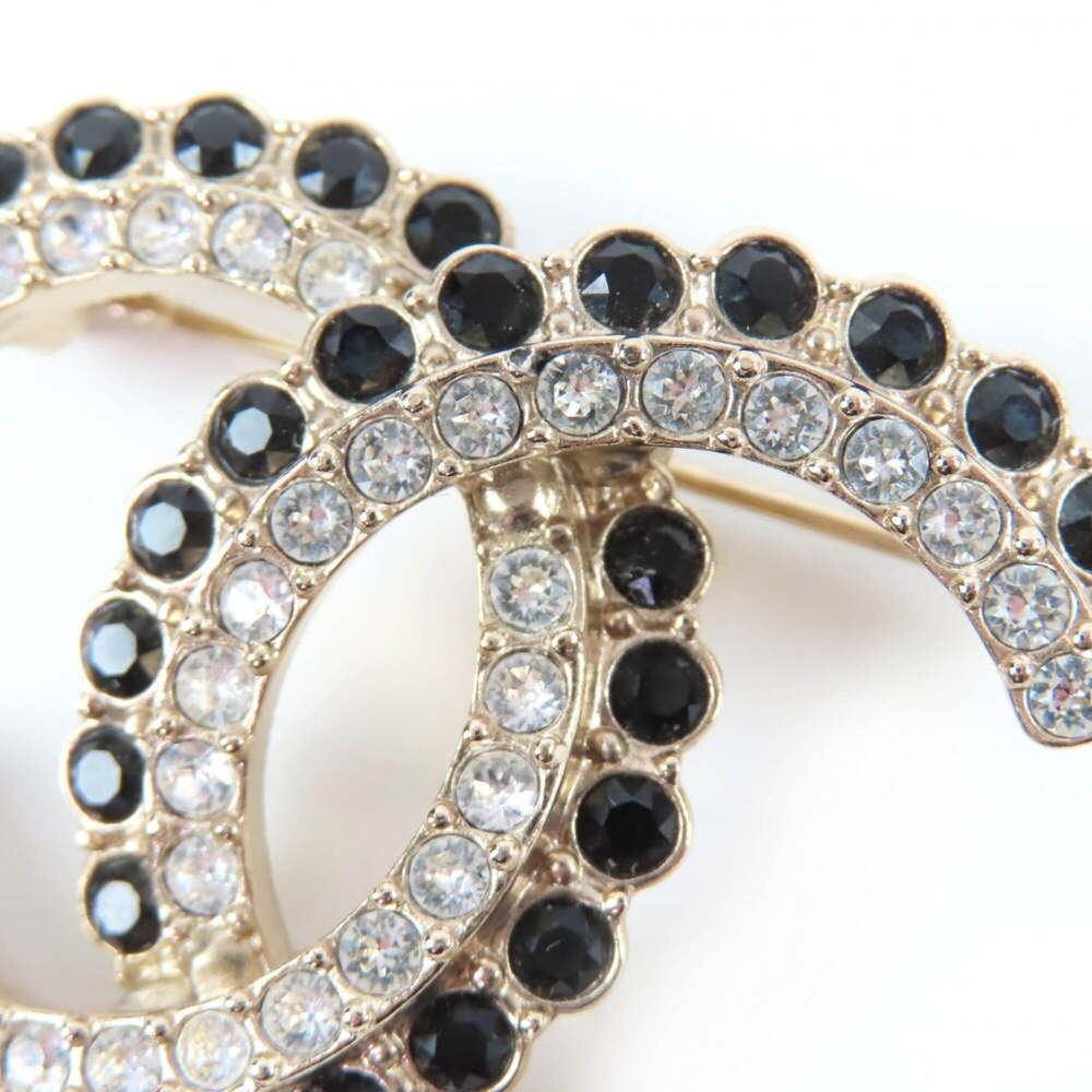 Chanel Cc Logo Brooch Gold-Tone Metal #250077C12B - Picture 6 of 6